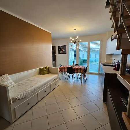 Appartamento Loft Marina Azzurra