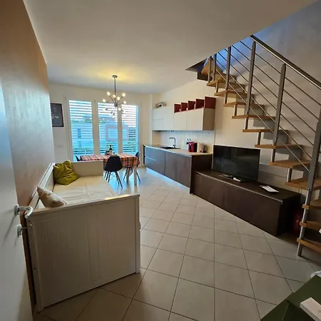 Loft Marina Azzurra Appartamento Tirrenia